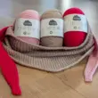 karls-schal-merry-merino-set Strickset: Karls-Schal mit Merry Merino 220