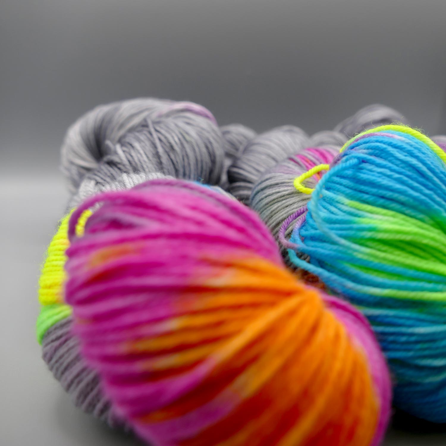 37-aniwaniwa-grey-xt-2-1x1