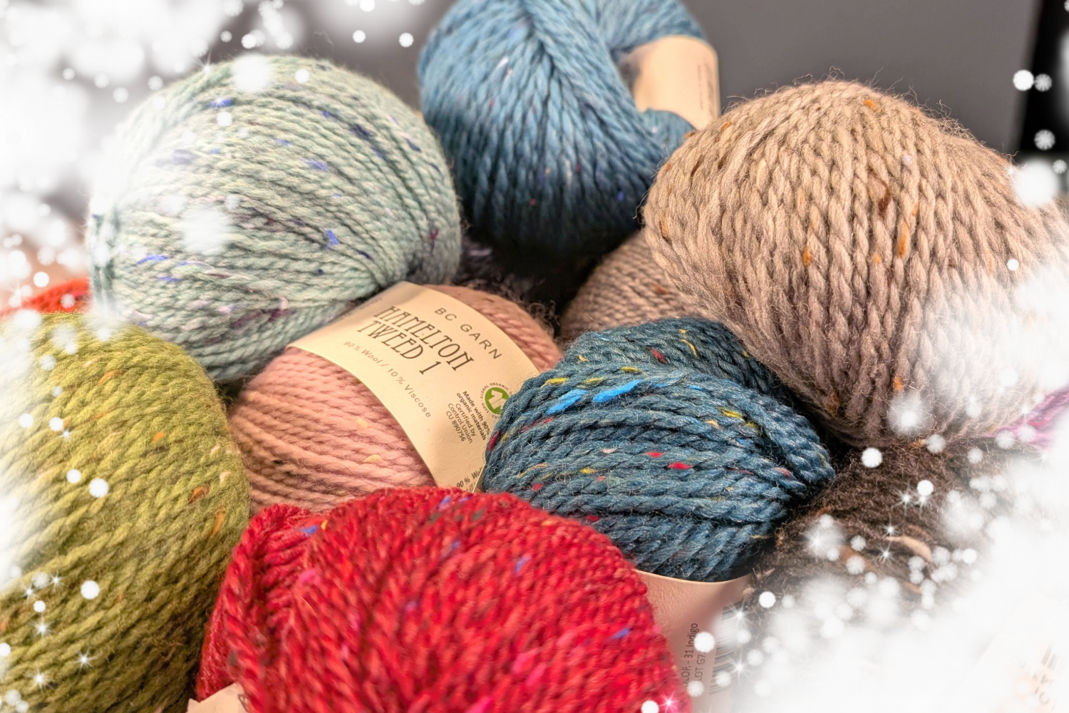 mood-hamelton-gesamt-orig-2 Mehrere bunte Knäuel der Hamelton Tweed von BC Garn