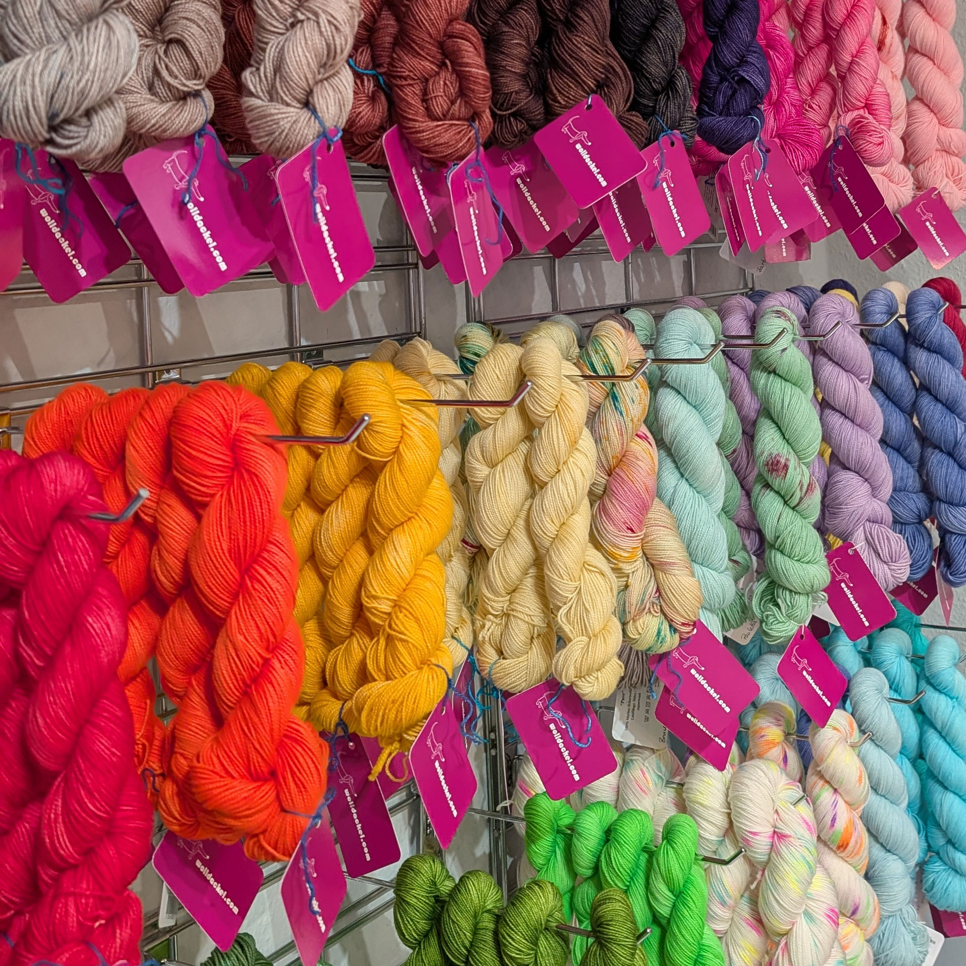 PXL_20251205_075941868