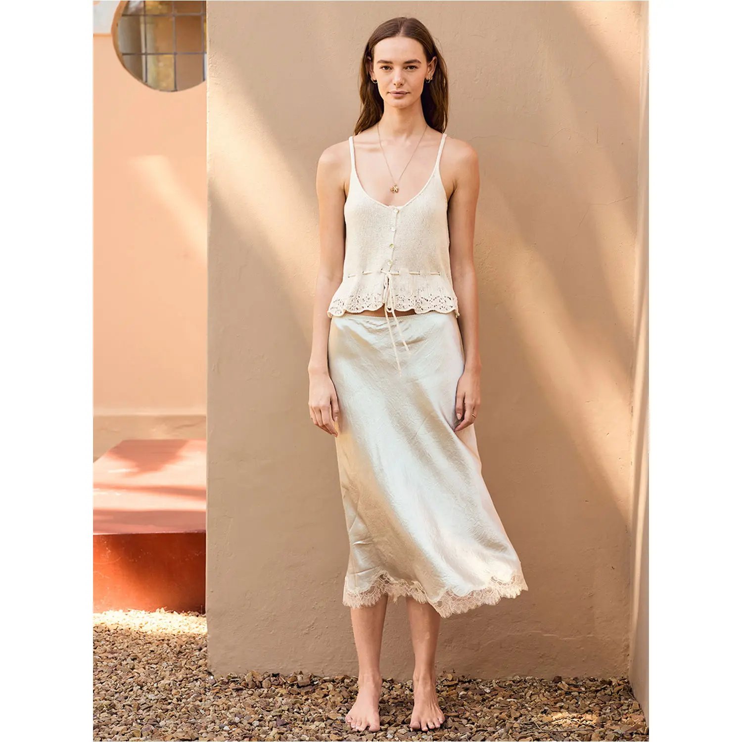 Adeline Singlet (Sandnes Garn) 2604-01 Strickset Adeline Singlet (Sandnes Garn) 2604-01 Strickset