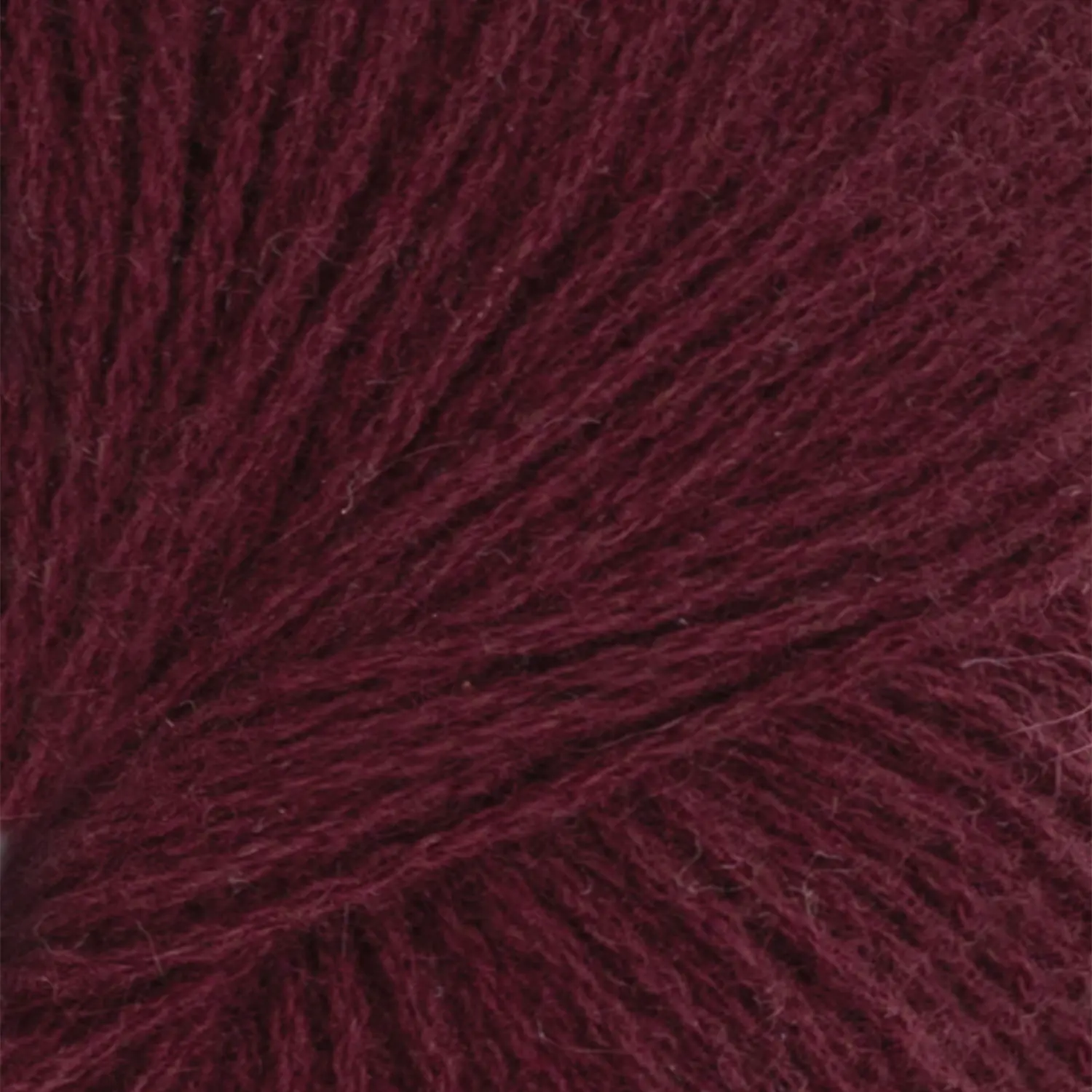 4372 burgundy (Sandnes Cashmere)