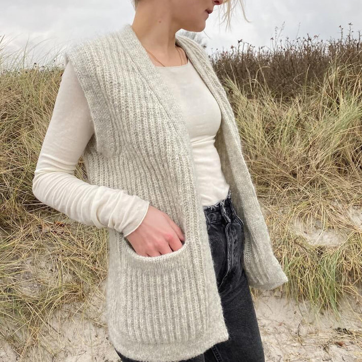 petiteknit-november-weste-1 November Weste (PetiteKnit) Strickset