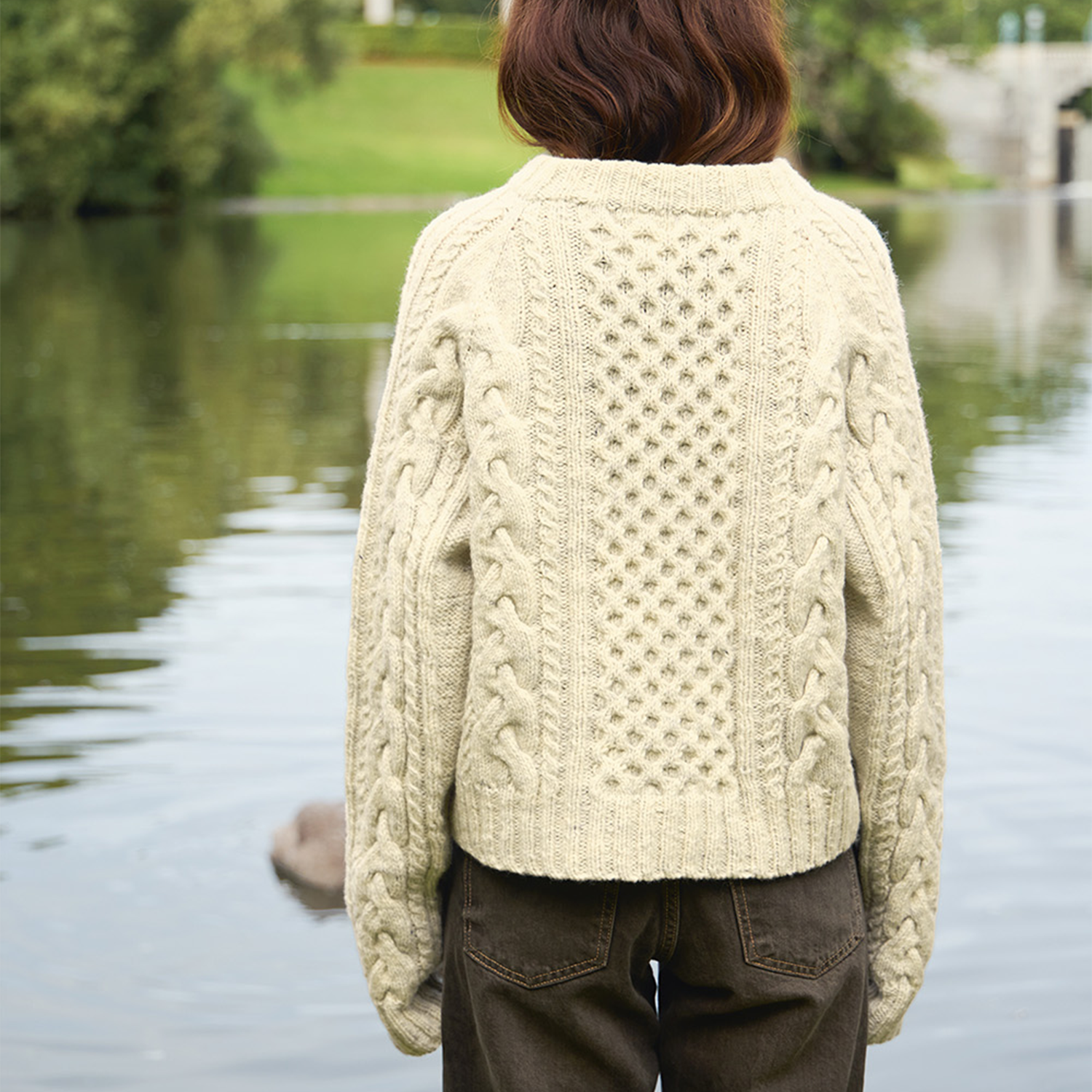 sandnes-2513-atlas-04-4 Wilbur Cable Sweater (Sandnes Garn) 2513-4 Strickset