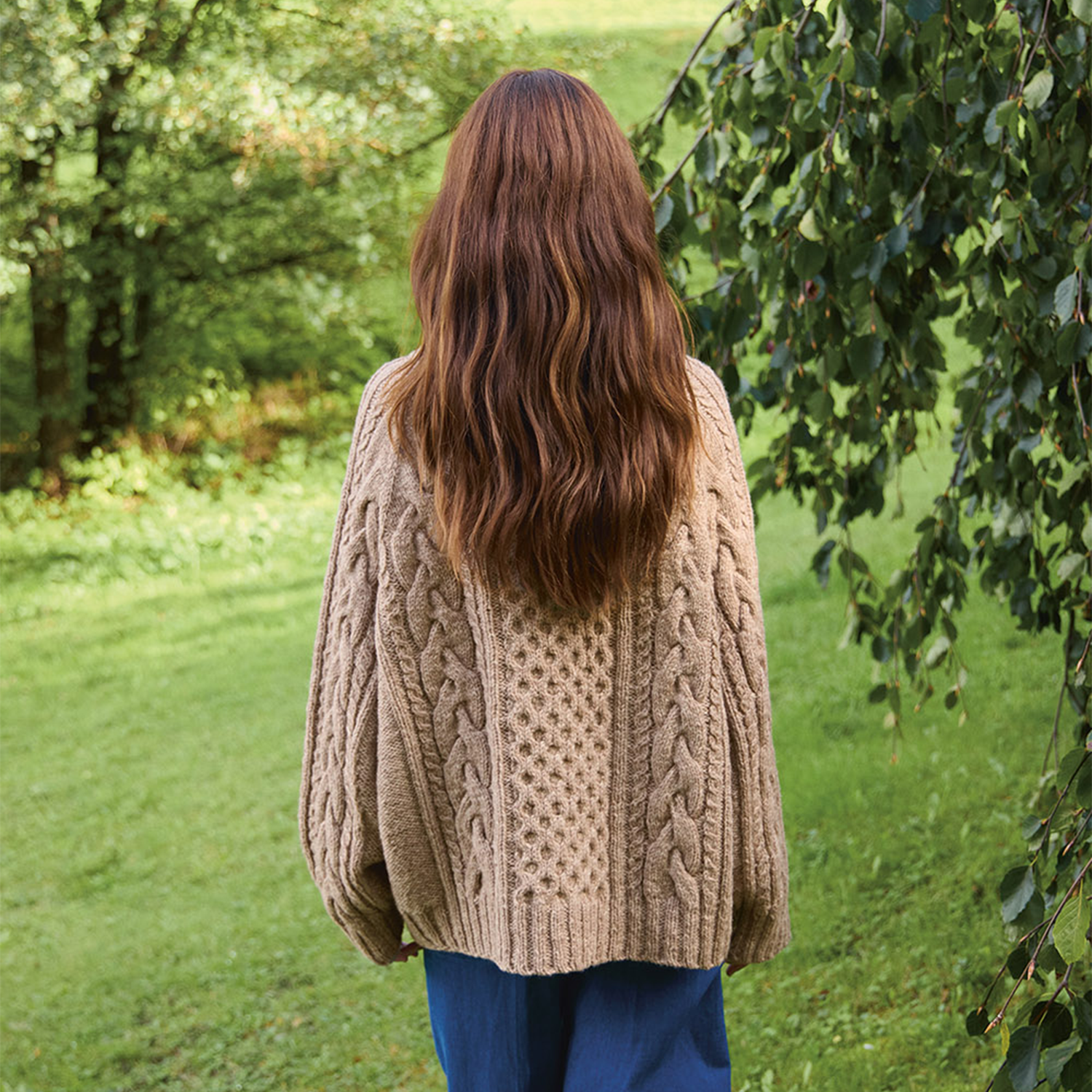 sandnes-2513-atlas-04-7 Wilbur Cable Sweater (Sandnes Garn) 2513-4 Strickset